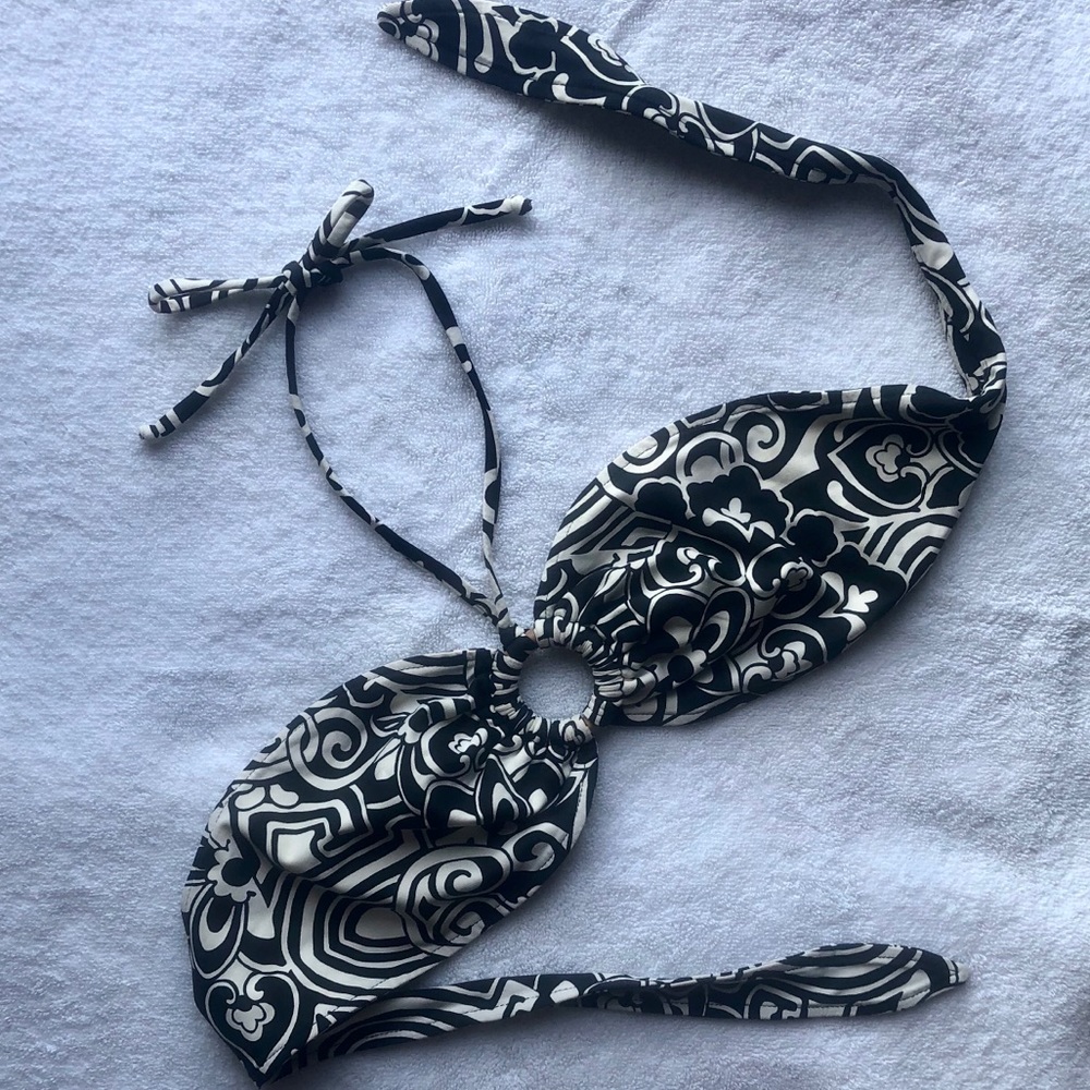 Bikini top